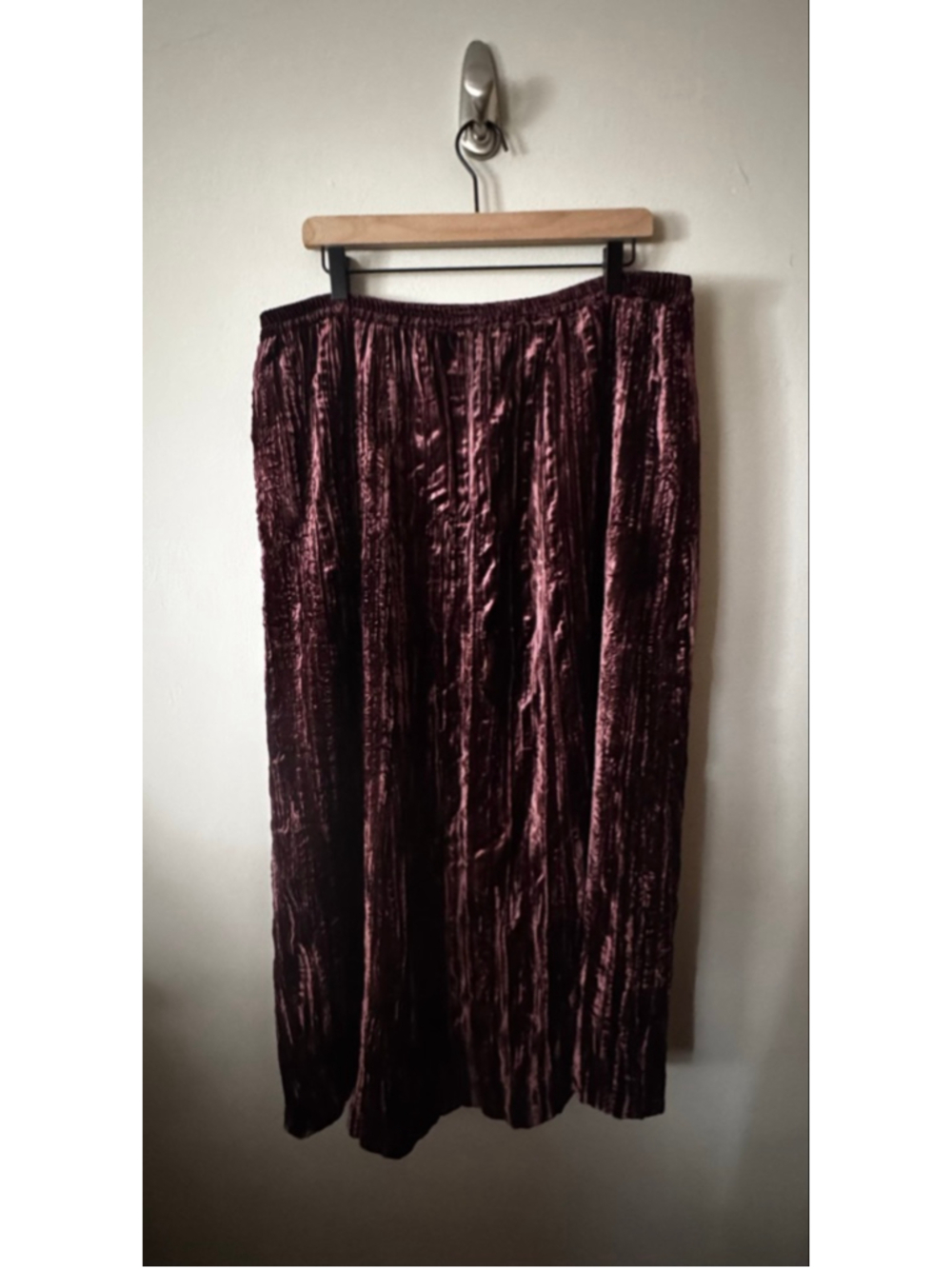 Vintage 90s/Y2K Crushed Velvet Maxi Skirt